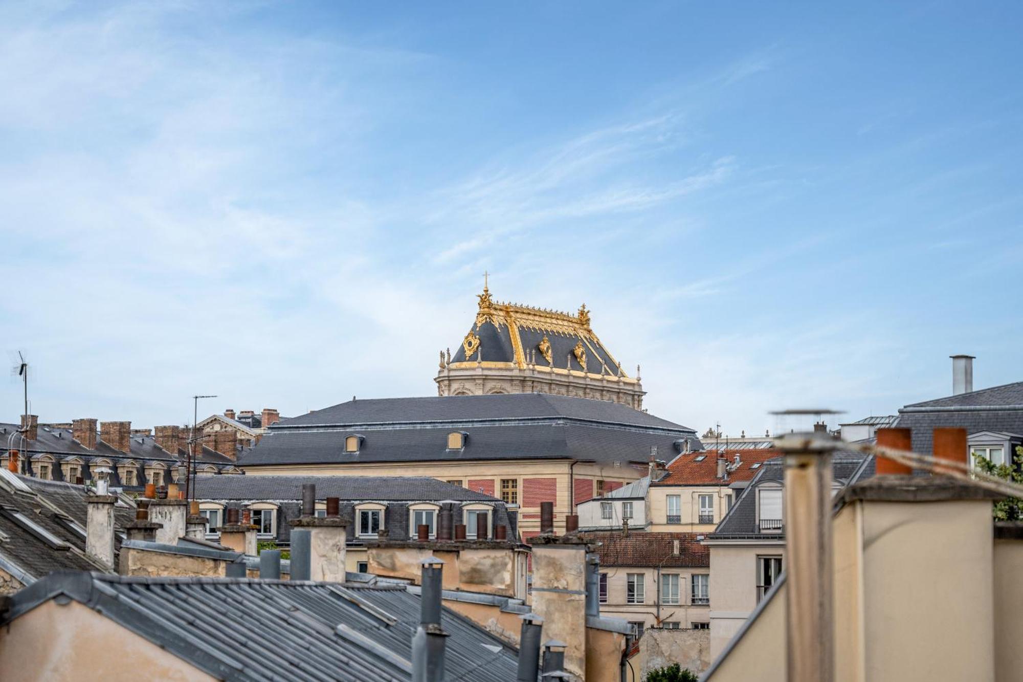 Le Versailles Soleil Classe 3 Etoiles Charme & Vue Chapelle Royale Buitenkant foto